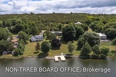 12516 LOYALIST Parkway, Prince Edward County, ON K0K 2Y0
