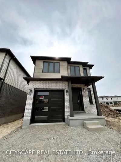 3891 Auckland Avenue, London South, ON N6L 0J3