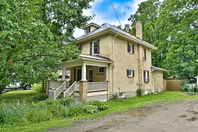 7 Adelaide Street N, Kawartha Lakes, On K9v 4k7