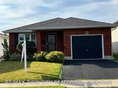 21 Limerick Lane, Brantford, ON N3T 6L3
