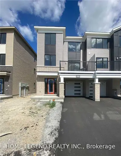 2082 Leinster Circle, Stittsville - Munster - Richmond, ON K2S 2Z5