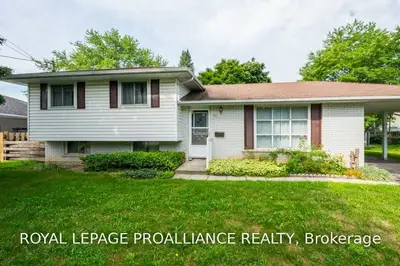 82 VILLAGE Drive, Belleville, ON K8P 4K6