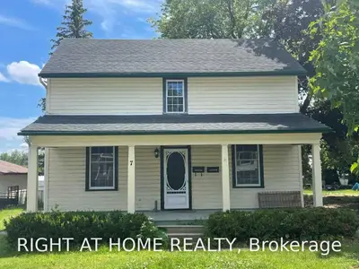 7 Mary Street E Main Fl, Kawartha Lakes, On K9v 1v1