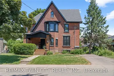 16 Arthur Street, Brantford, ON N3S 3H3