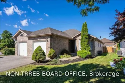 9 Britannia Avenue N 767, Welland, ON L3C 7H3