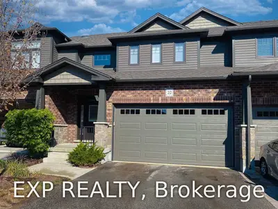 254 GOSLING Gardens 22, Guelph, ON N1L 1G7