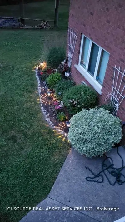 3 Royal York Court, Brant, ON N0E 1N0