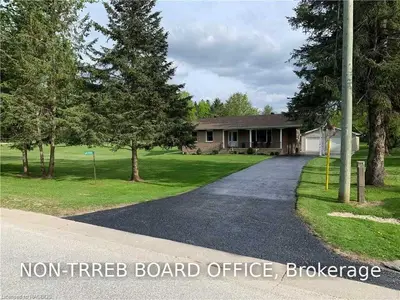 683006 Chatsworth Rd 24, Chatsworth, ON N0H 2V0