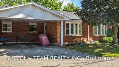 1030 Colborne Street 24, Brantford, ON N3S 3T6