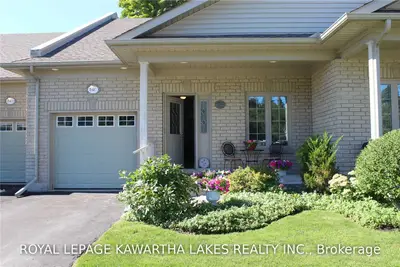 84 FRANCIS Street E c, Kawartha Lakes, ON K0M 1N0
