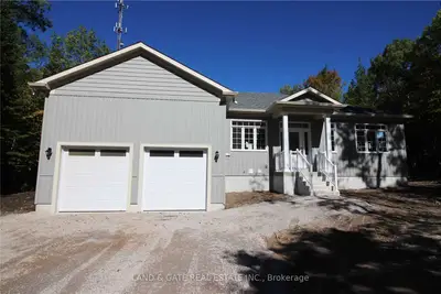 2751 Portage Road, Kawartha Lakes, On K0m 1k0