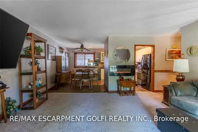 5 Madison Avenue, Brantford, ON N3T 2C9