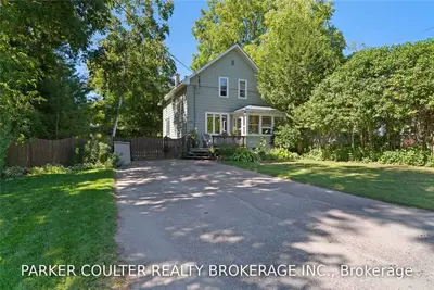 26 WOOD Street, Parry Sound, ON P2A 2C7