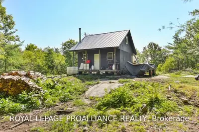 811 GLASTONBURY Road, Addington Highlands, ON K0H 2G0
