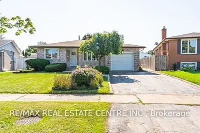 19 ARGYLE Court Upper, Welland, ON L3C 6J1