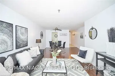 3955 PORTAGE Road 105, Niagara Falls, ON L2J 3W2