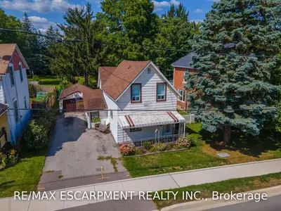 59 Argyle Street S, Haldimand, ON N3W 1J1