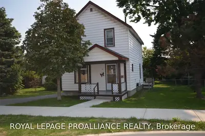 15 HARVEY Street, Belleville, ON K8P 1W4