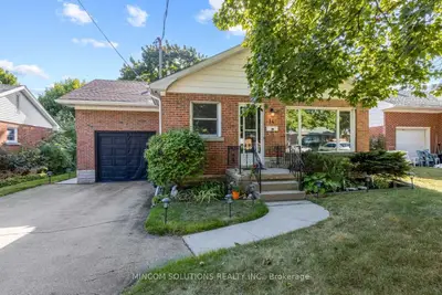 14 Collingwood Street, Guelph, ON N1E 3R1