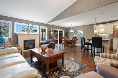 70 ELMWOOD Avenue 4, Welland, ON L3C 0C1