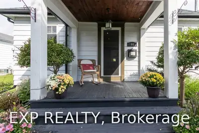 44 George Street E, Kawartha Lakes, On K9v 1w5