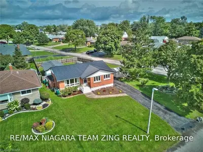 11 Glendale Drive, Welland, On L3c 4y8