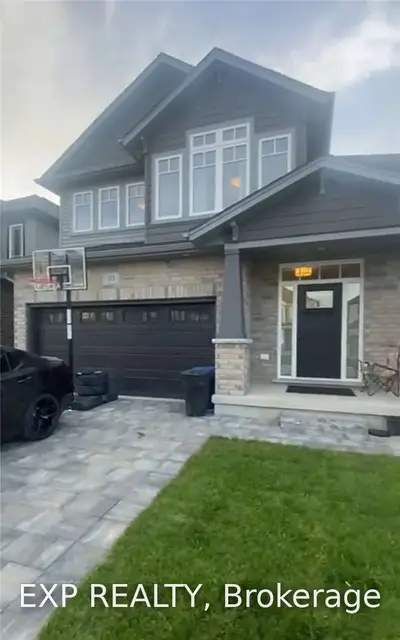 10 Sutherland Crescent, Ingersoll, On N5c 0e3