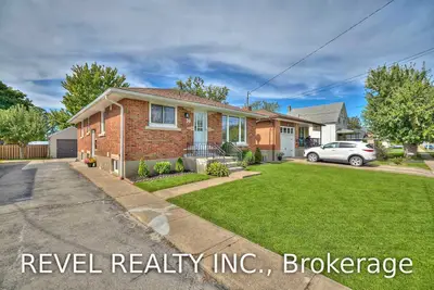 30 WELLINGTON Street, Port Colborne, ON L3K 2J7