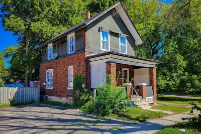 106 Sheridan Street, Brantford, ON N3T 2R6