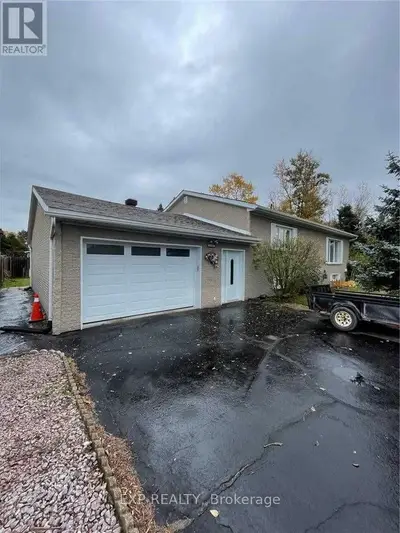 4404 Old Hwy 69 N, Greater Sudbury, ON P3P 1S7