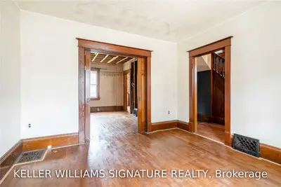 24 Elmview Street, Welland, ON L3C 3K5