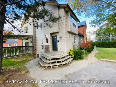 16 Highland Avenue C, Belleville, ON K8P 3R1