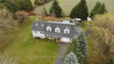 1006 Centreline Road, Kawartha Lakes, On K9v 4r5