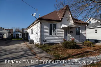 22 Hill Avenue, Brantford, ON N3R 4G9