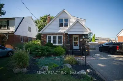 22 Burwell Street, Brantford, ON N3T 4T6