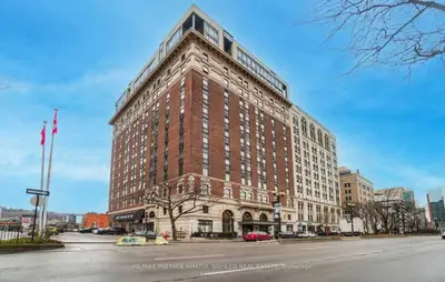 118 King St East Street Ph08, Hamilton, ON L8N 0A9