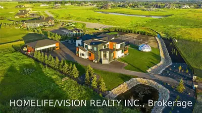 242228 Chinook Arch Lane, Out of Area, AB T3Z 3L3
