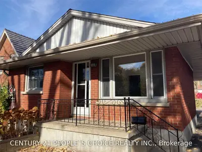 12 Raywood Avenue, London South, ON N6C 1Y3