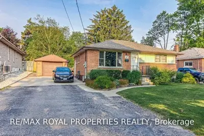 95 Clarke Street N, Woodstock, On N4s 7m4