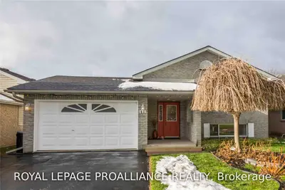 41 Loraine Avenue, Quinte West, On K8v 6r4