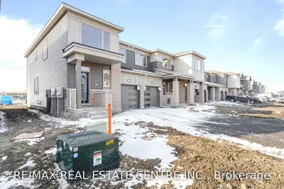 613 Allied Mews, Stittsville - Munster - Richmond, On K2s 3a3