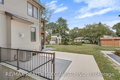 629 Kenwood Boulevard, LaSalle, ON N9J 1P7