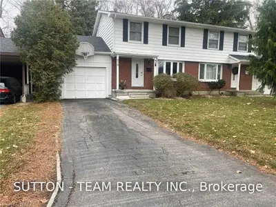 670 Galloway Crescent, London South, On N6j 2y7