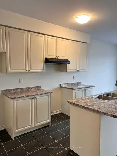 293 Gillespie Drive, Brantford, ON N3T 0K5