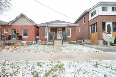 14 Huron Street, Brantford, ON N3S 2J4
