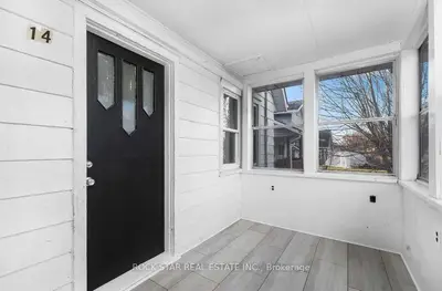 14 SOUTH MURRAY Street, Quinte West, ON K8V 1Y3