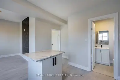510 Britannia Avenue Unit 2, Hamilton, ON L8H 1Z6