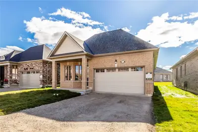 9 Seaton Crescent, Tillsonburg, On N4g 0j7