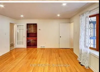 1595 Borden Street # Upper, London East, ON N5W 2P9