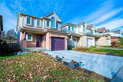 831 Capulet Lane, London North, ON N6H 5V2